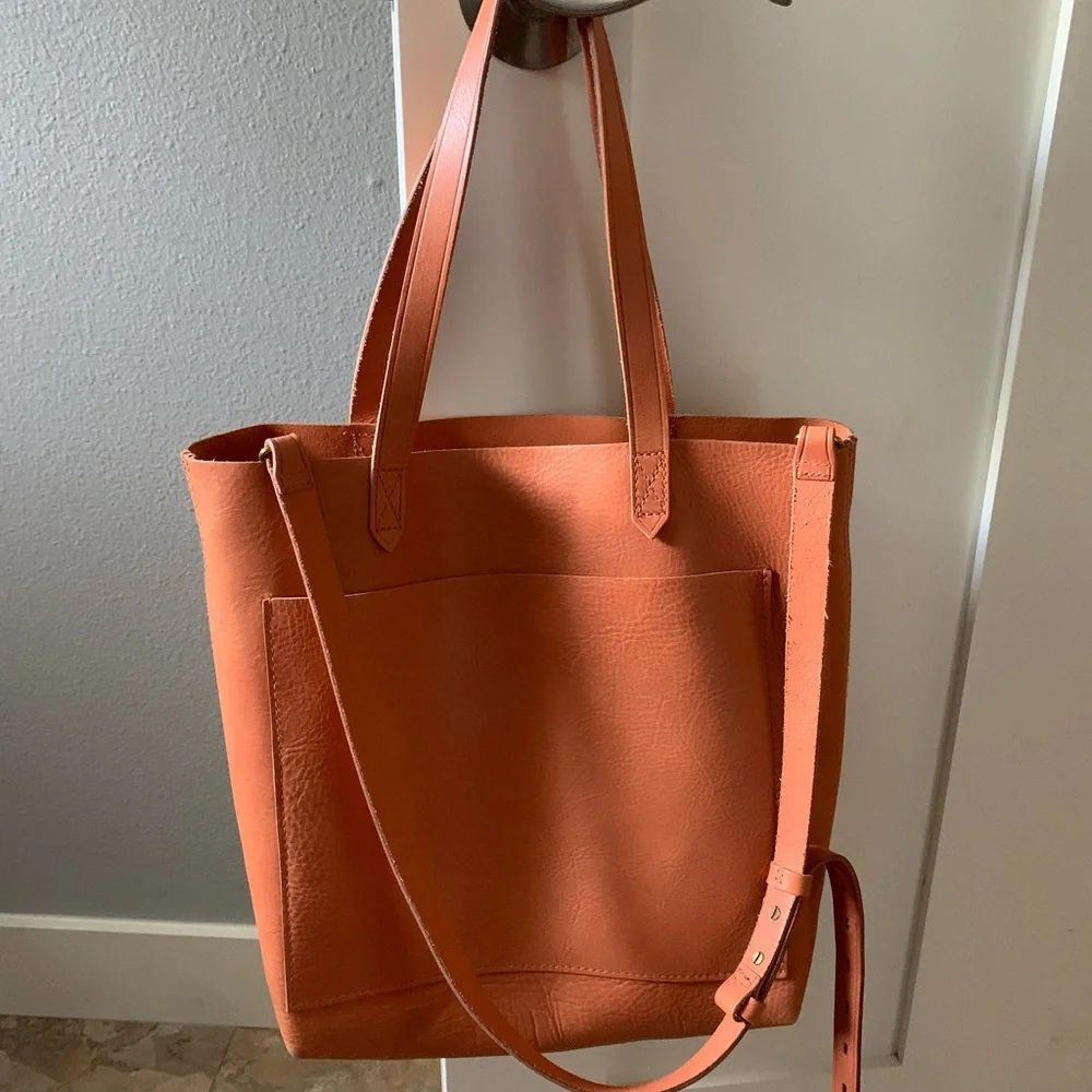 Madewell Transport Tote-Sweet Dahlia - Picture 2 of 5